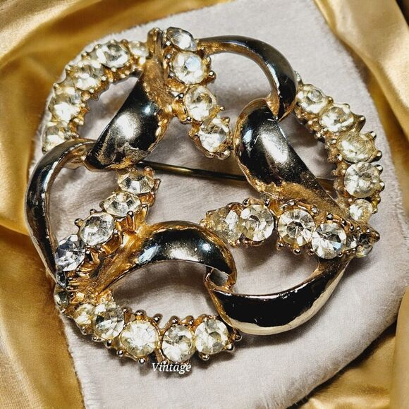 Vtg Interlocking Chain Brooch Open Flower Rhinestones Gold Tone Statement Pin - Picture 3 of 8